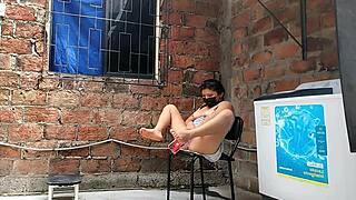 i record my neighbor fingering her pussy - she catches me watching 😏