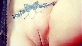 this latina is so lonely