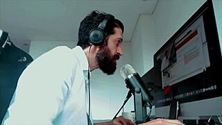 how to perform slow oral sex