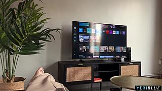 He CAUGHT his CHINESE STEP SISTER sending NUDES