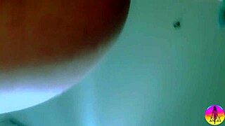 Single milf aggressively shoves sex toy in anal 😈