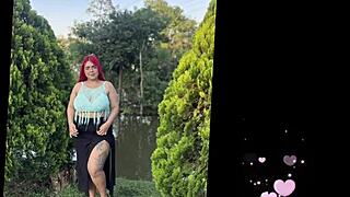 jovencita colombiana con enormes tetas naturales y gran culo