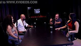 A Mulher Colocou Tudo Na Boca Participa De Cenas Lesbo Queriam Ver Seu Pau Para O Reconhecer E Não Gozava Por Quê - Binho Ted Ted Oficial Watch On Sheer Red