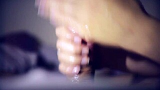 I gave a massage handjob leading to cumshot