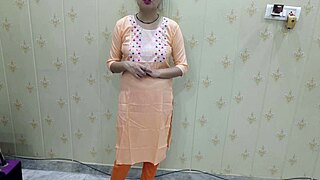 hindi couple romance boyfriend convinces girlfriend to have first time sex with love romantic mood xxx in hindi