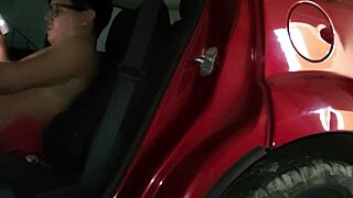 Contrato Hermosa Chica En El Paso