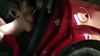 Contrato Hermosa Chica En El Paso