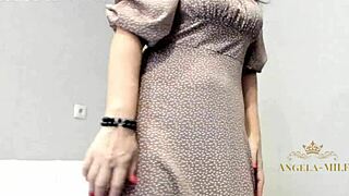 Angela-Milf Exposes Juicy Pussy!