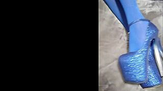 Sexy laura in heels waits to be fucked in pantyhose lingerie