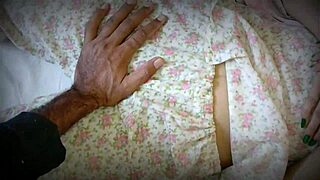 Punjabi Pakistani Nani Mom Chut Chudai