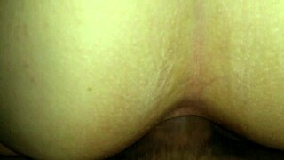 le llene el culo de leche a mi puta