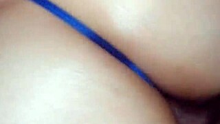 Le Ofrezco 100 Mil Pesos A La Vecina Y Me Deja Llenarle El Coño De Leche