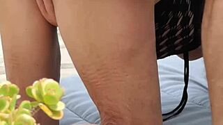 Mature amateurs are having sex in the garden, what a sight!