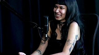 Respondeu Em Quem Ela Mama Senta Ou Passa N�o Sente Muita Dor Quer Ter Reconhecimento E A Fam�lia Que A Julgava - Indiazinha Watch On Sheer Red