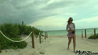 blonde amateur takes cum on her ass