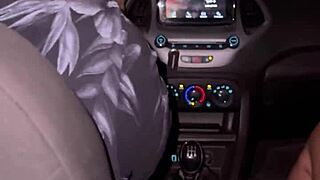 O dia que a belinha levou três gozadas na boca