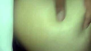 Latina prostitute offers tempting services