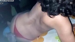 O safado me fez chupar e gozou na minha boca