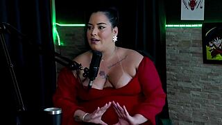 pri melancia cums easy in menage and first dp 😈