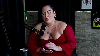 pri melancia cums easy in menage and first dp 😈