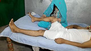 Bahu Ko Sasur Ne Khub Choda - Real Indian Desi Sex In Hindi