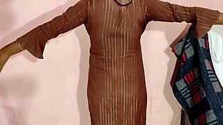 Desi Bhabhi Fucked by Tailor After Accidental Touch