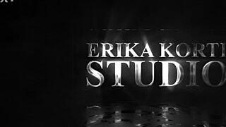 Wet gangbang with crazy slut vivian lola, triple anal and pee?