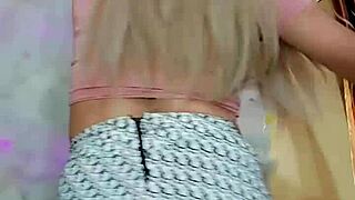 Rosadita the transsexual giving a great blowjob