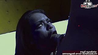 geile latina bekommt einen gro�en penis in die fotze