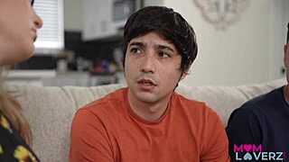 Crystal Clark and Lauren Phillips in Stepmom Swap S2-E3