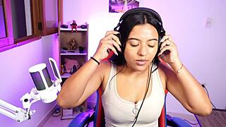 Pareja De Streamers Follan En Directo