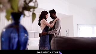 super hot and horny babe evelyn claire loves bbc 😍