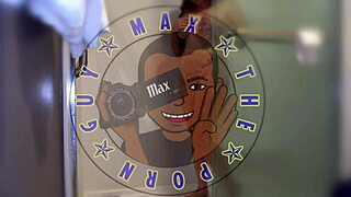 Roxxxie makes me cum with passion