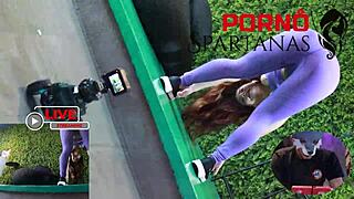 Blonde Cintia Invites Neighbor for Intimate Explanation in Bath