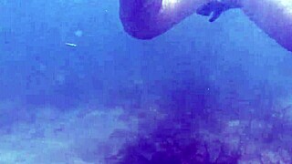 Wanna dive underwater for this BBW milf's juicy creampie pussy fill-up?