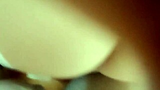 Caliento a mi novia latina con culo grande por whatsapp y ella me da sentones salvajes encima!