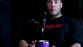 Ei, o comedor de casadas não é monogâmico, né? Lgbt é o melhor pra caras sem fetiche de cagar pegando novinha - rafinha do cref no see through red