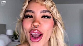 beautiful luna luxe with big tits gets fucked hard 😍 her shaved pussy loves it