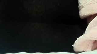 Latina wife in tight leggings spreads ass for deep bedroom pounding