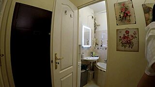 so this big tits big ass brunette tries lingerie then begs for porn casting fuck?