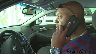 black masseuse takes that cum all over her juicy ass 🍑💦