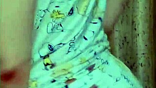 cute white-skinned big ass begs for deep anal pounding