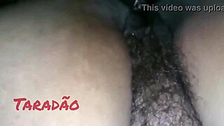 Gozando explosivo na buceta peluda da latina madura suculenta