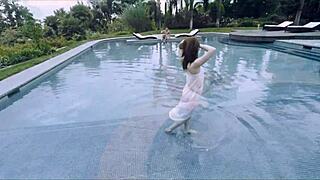 Jenna J Ross Pinches Nipples While Fingering to Gushing Climax