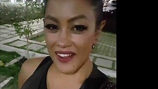 post-gym horniness hits maxine hard as dildo dives deep