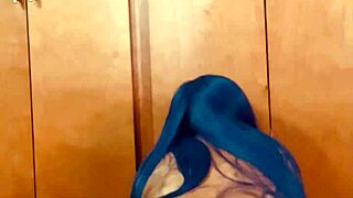 Shaking my big tattooed ass like a fuck doll today